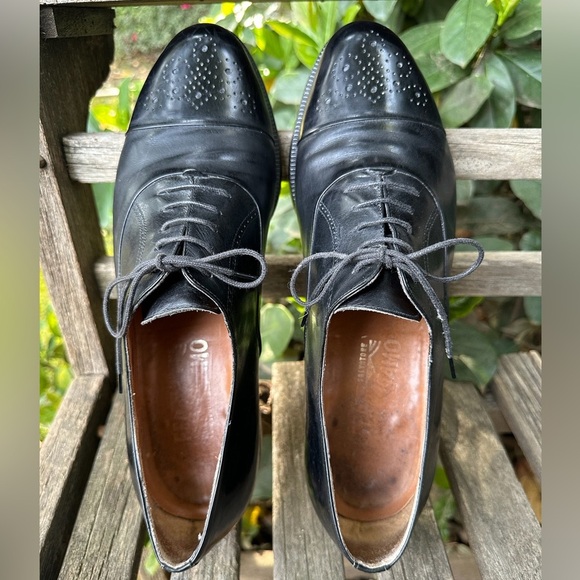 Ferragamo men\'s leather lace-up dress shoes - size 11D main image 6